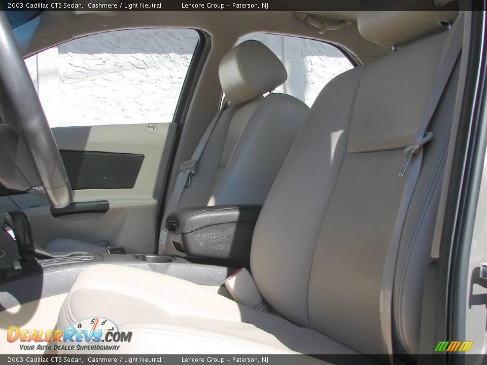 2003 Cadillac CTS Sedan Cashmere / Light Neutral Photo #30