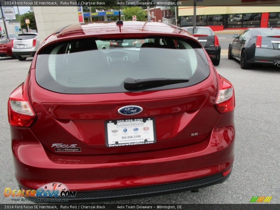 2014 Ford Focus SE Hatchback Ruby Red / Charcoal Black Photo #5