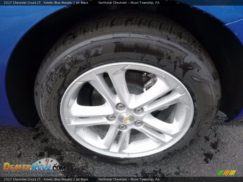 2017 Chevrolet Cruze LT Wheel Photo #10