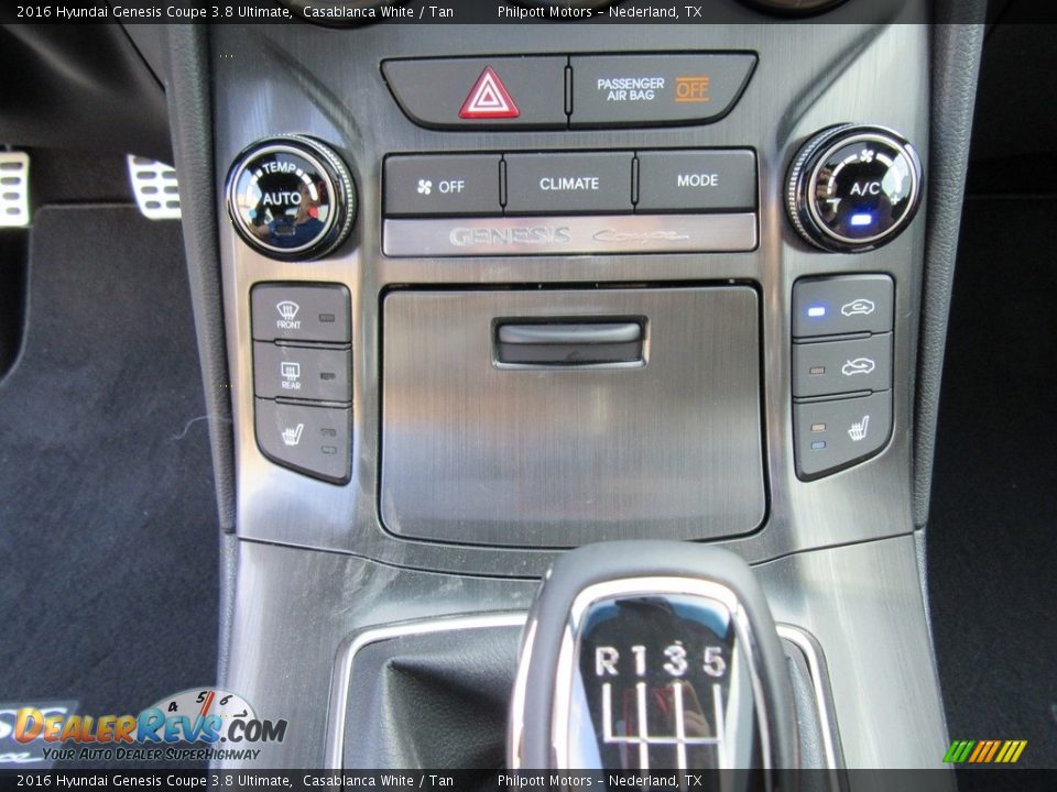 Controls of 2016 Hyundai Genesis Coupe 3.8 Ultimate Photo #29