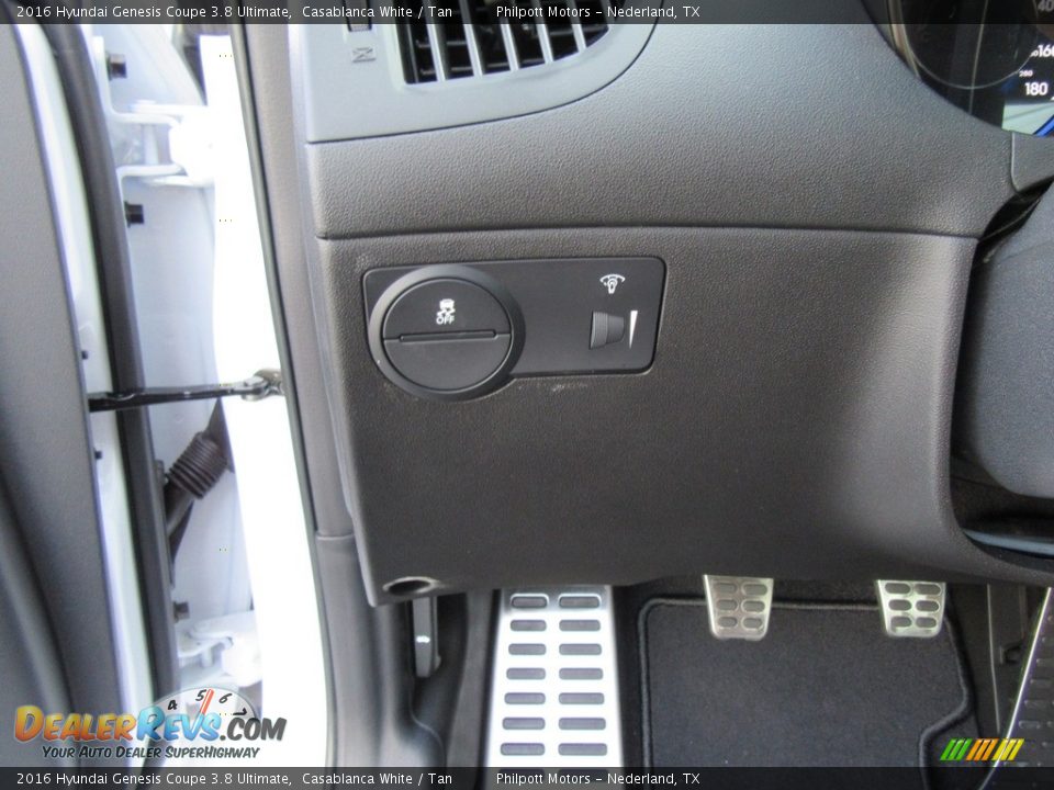 2016 Hyundai Genesis Coupe 3.8 Ultimate Casablanca White / Tan Photo #34