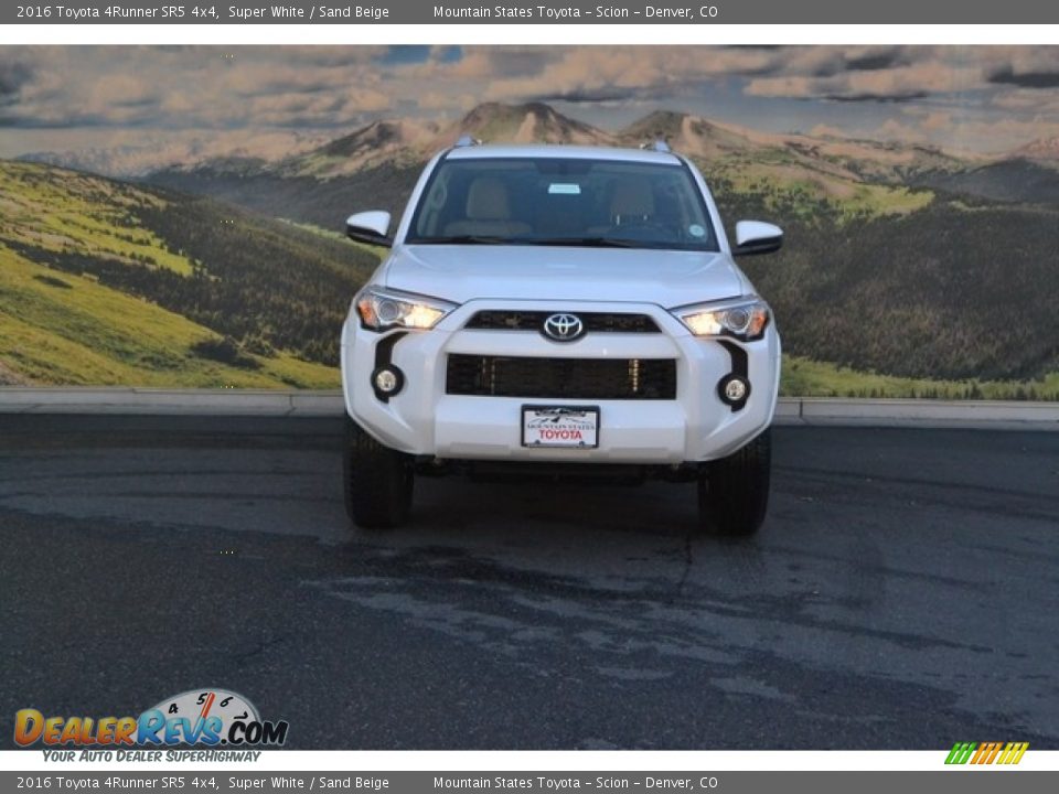 2016 Toyota 4Runner SR5 4x4 Super White / Sand Beige Photo #2