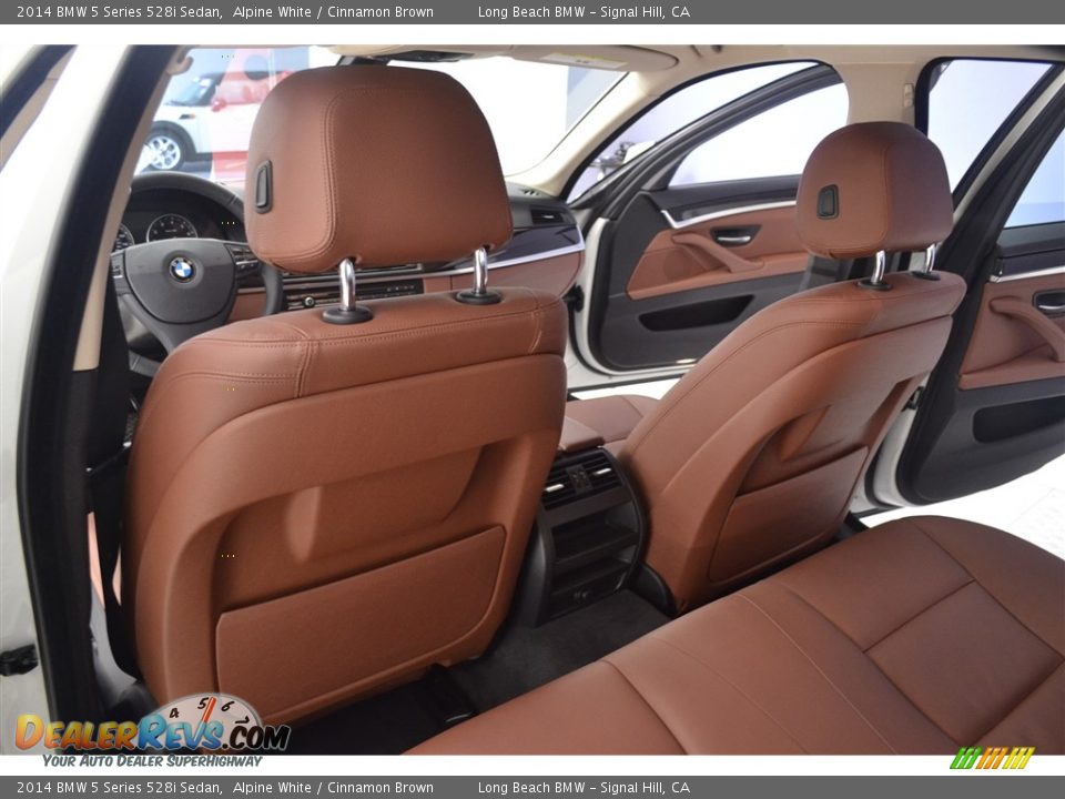 2014 BMW 5 Series 528i Sedan Alpine White / Cinnamon Brown Photo #15