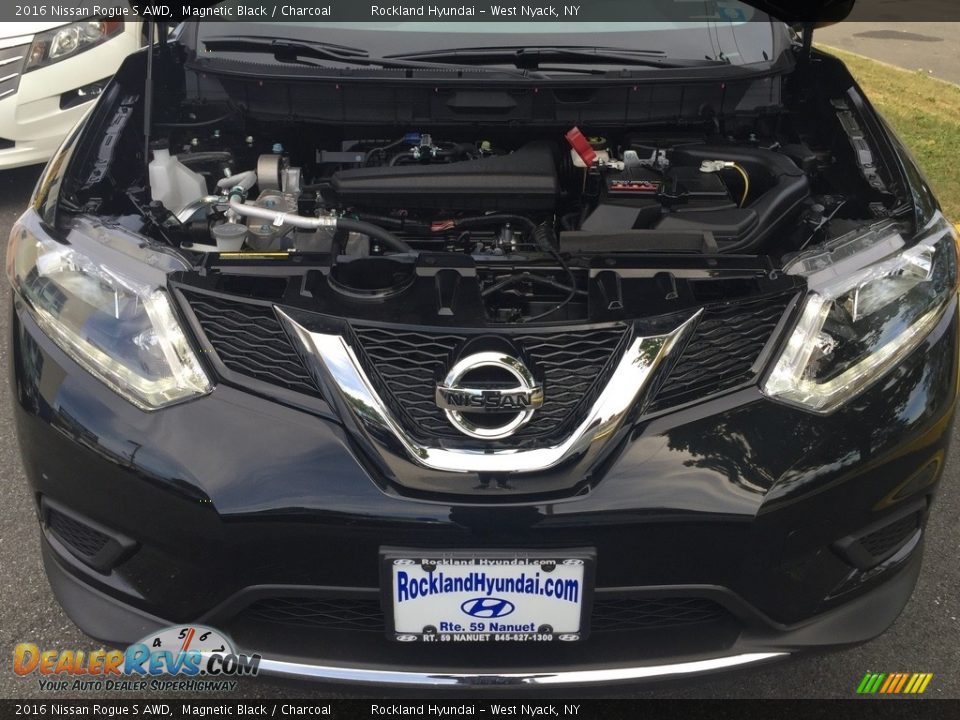 2016 Nissan Rogue S AWD Magnetic Black / Charcoal Photo #27