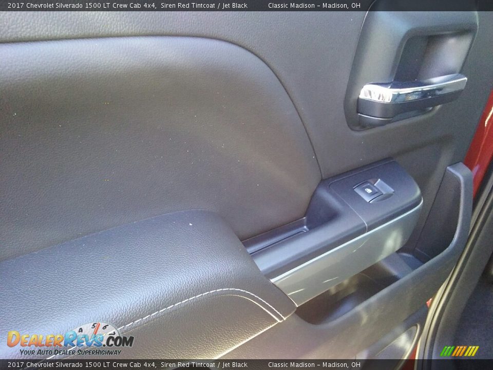 2017 Chevrolet Silverado 1500 LT Crew Cab 4x4 Siren Red Tintcoat / Jet Black Photo #9