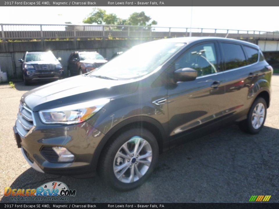 2017 Ford Escape SE 4WD Magnetic / Charcoal Black Photo #7
