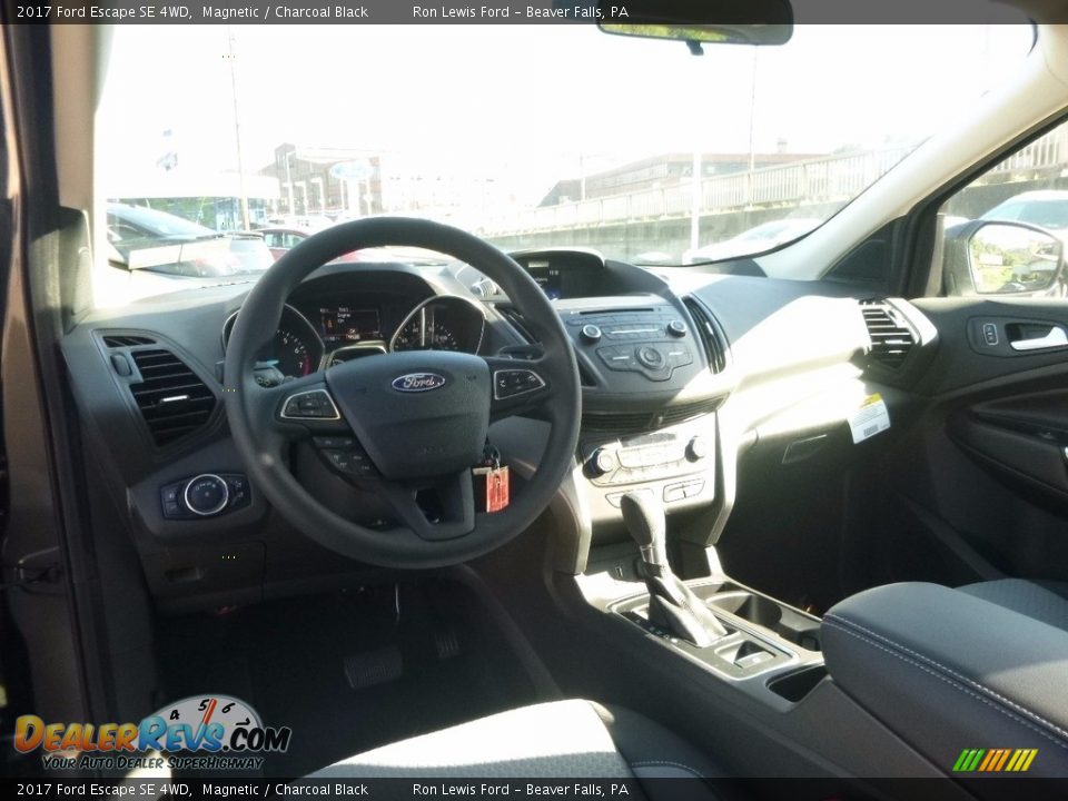 2017 Ford Escape SE 4WD Magnetic / Charcoal Black Photo #13