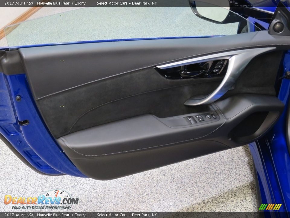 Door Panel of 2017 Acura NSX  Photo #8