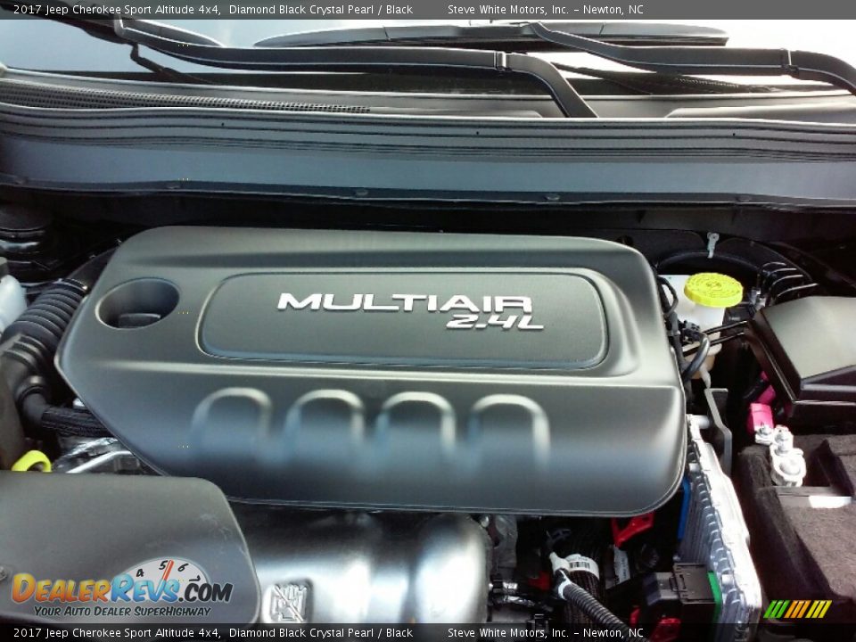 2017 Jeep Cherokee Sport Altitude 4x4 Diamond Black Crystal Pearl / Black Photo #2