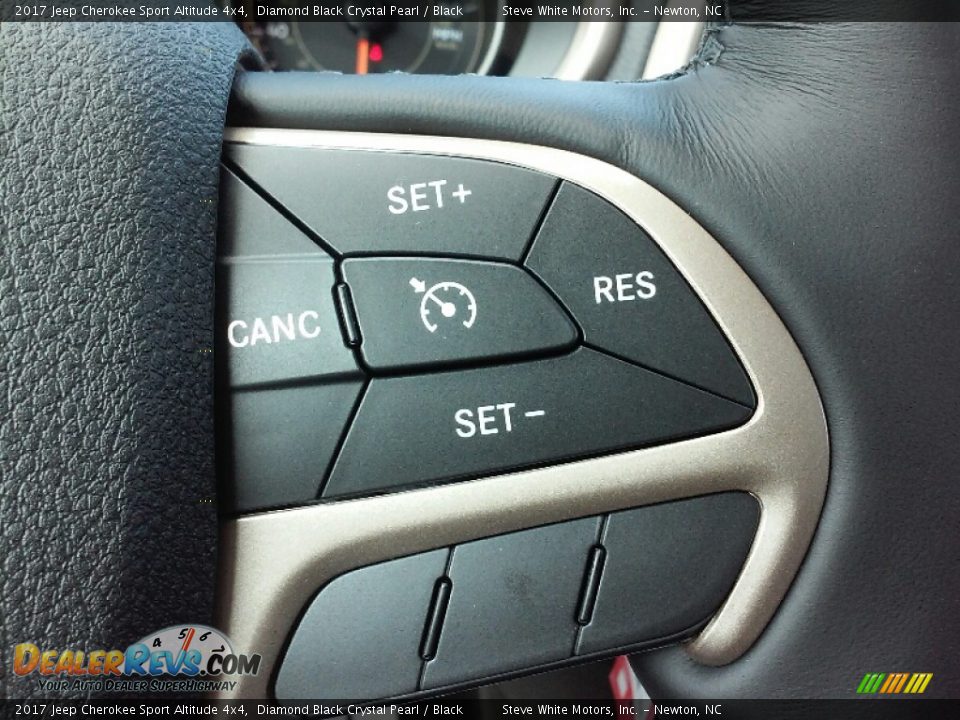 2017 Jeep Cherokee Sport Altitude 4x4 Diamond Black Crystal Pearl / Black Photo #6