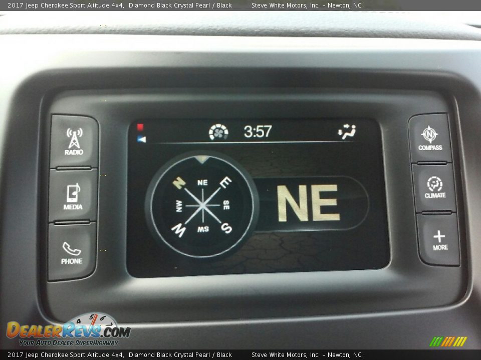 2017 Jeep Cherokee Sport Altitude 4x4 Diamond Black Crystal Pearl / Black Photo #9