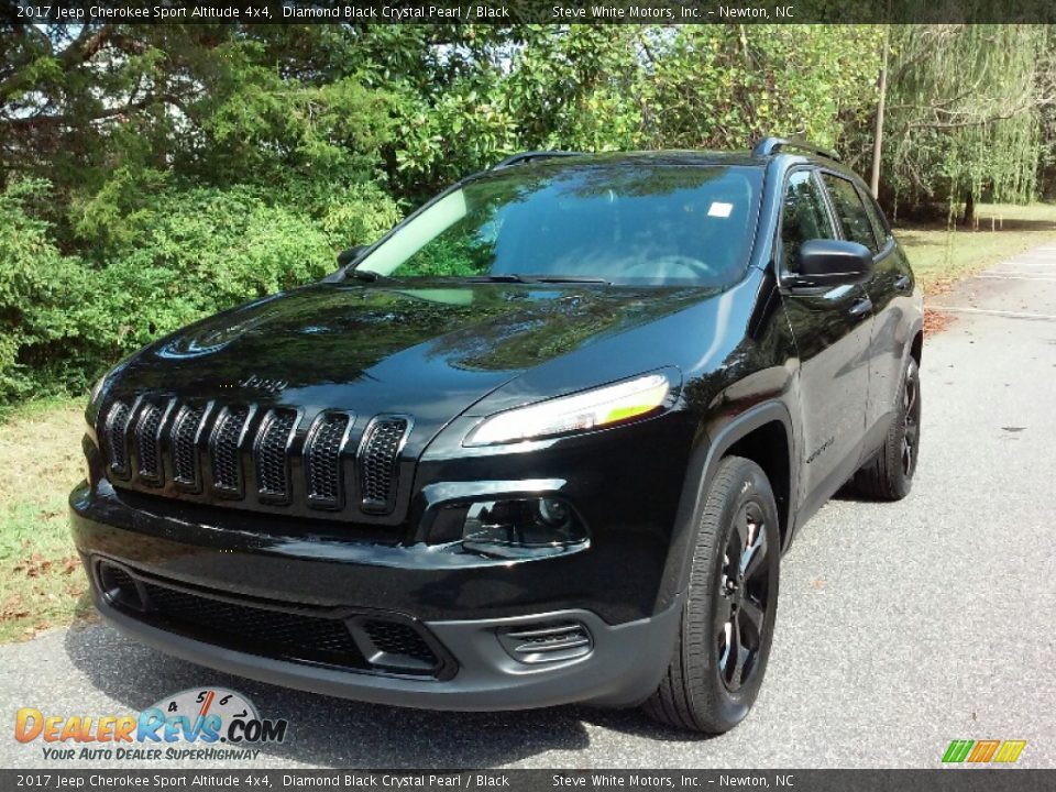 2017 Jeep Cherokee Sport Altitude 4x4 Diamond Black Crystal Pearl / Black Photo #14