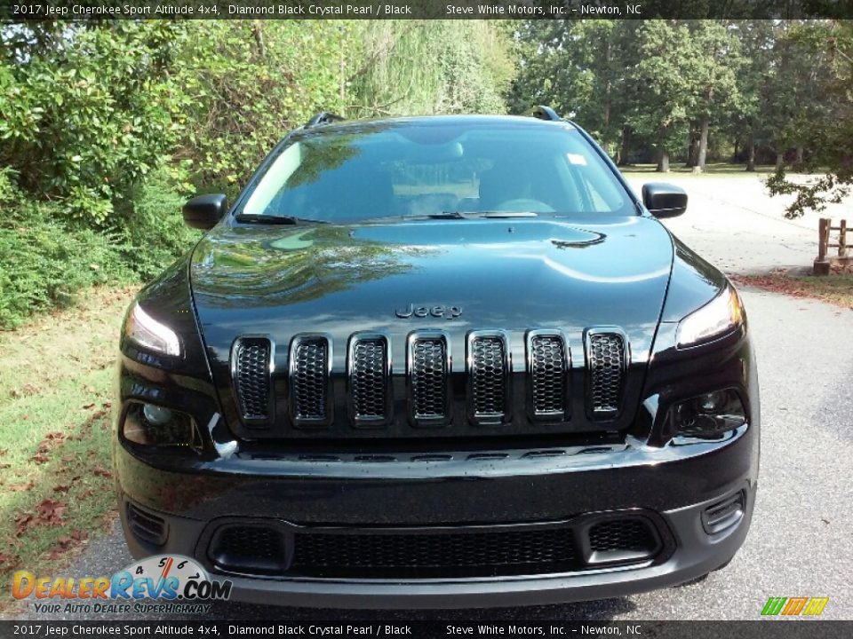 2017 Jeep Cherokee Sport Altitude 4x4 Diamond Black Crystal Pearl / Black Photo #15