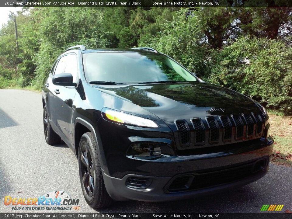 2017 Jeep Cherokee Sport Altitude 4x4 Diamond Black Crystal Pearl / Black Photo #24