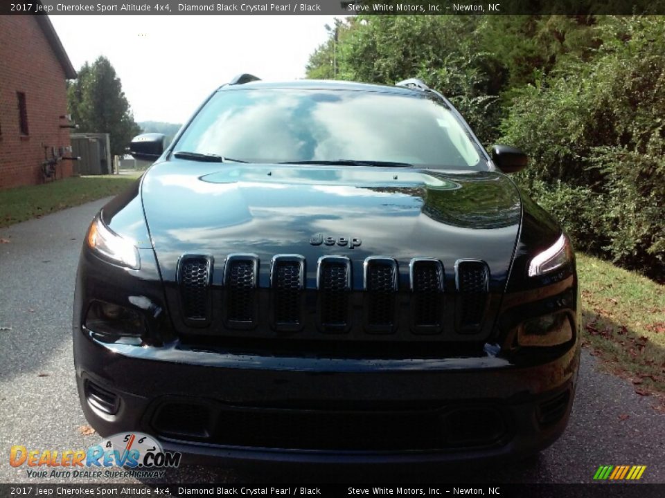 2017 Jeep Cherokee Sport Altitude 4x4 Diamond Black Crystal Pearl / Black Photo #25
