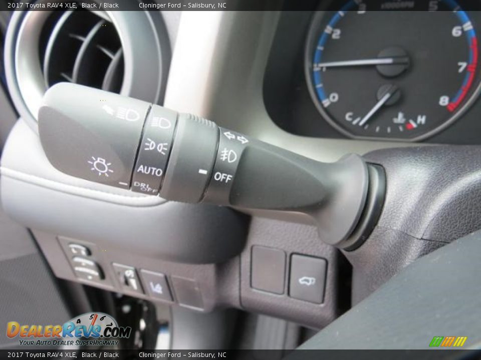 Controls of 2017 Toyota RAV4 XLE Photo #16