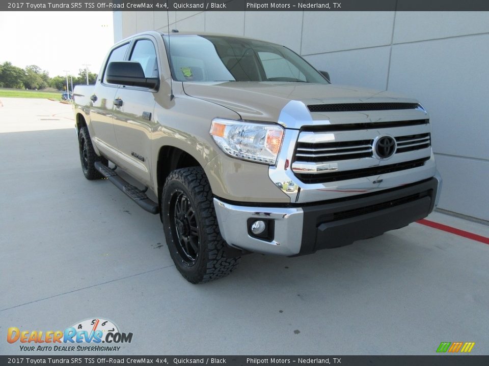 Front 3/4 View of 2017 Toyota Tundra SR5 TSS Off-Road CrewMax 4x4 Photo #1