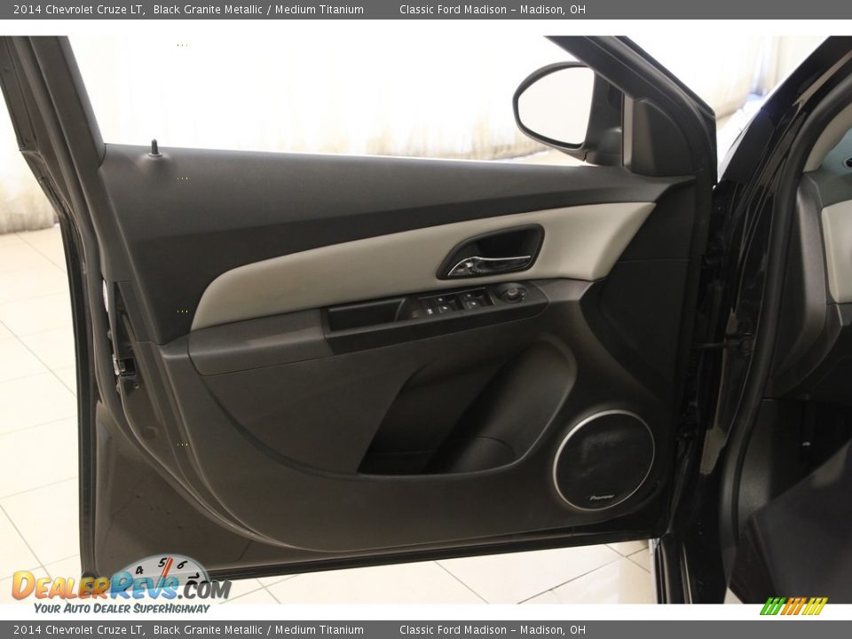 2014 Chevrolet Cruze LT Black Granite Metallic / Medium Titanium Photo #5