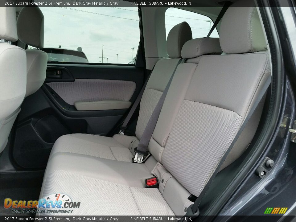 2017 Subaru Forester 2.5i Premium Dark Gray Metallic / Gray Photo #6