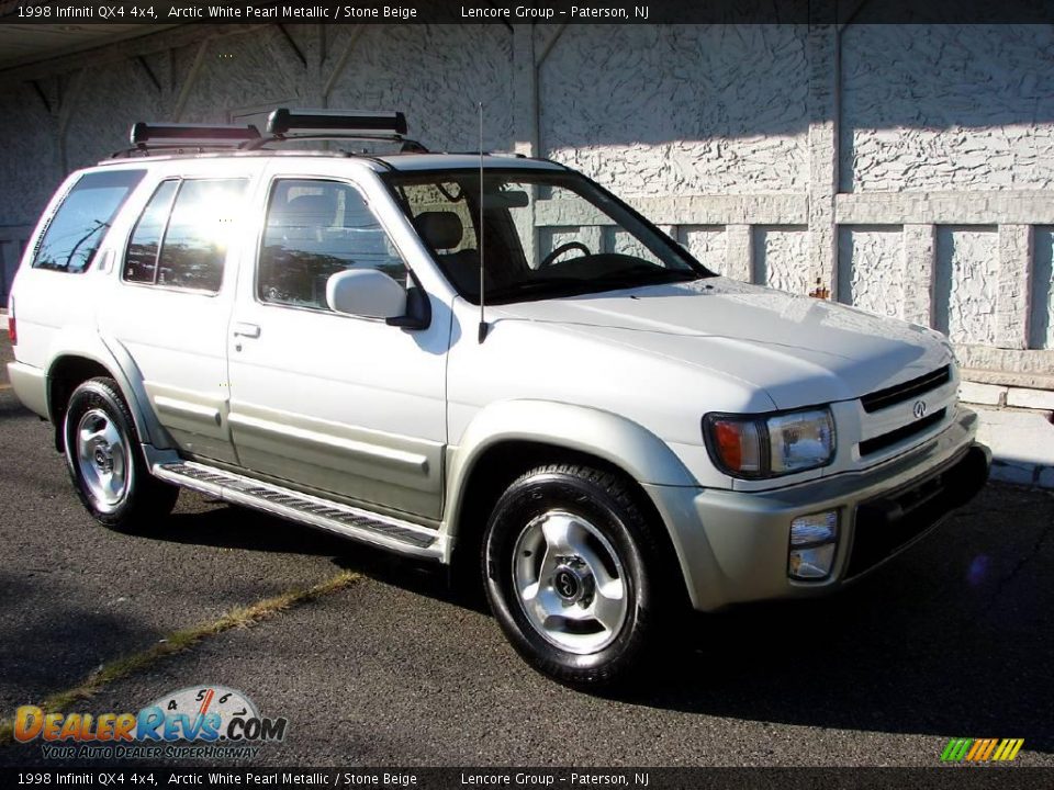 1998 Infiniti QX4 4x4 Arctic White Pearl Metallic / Stone Beige Photo #3