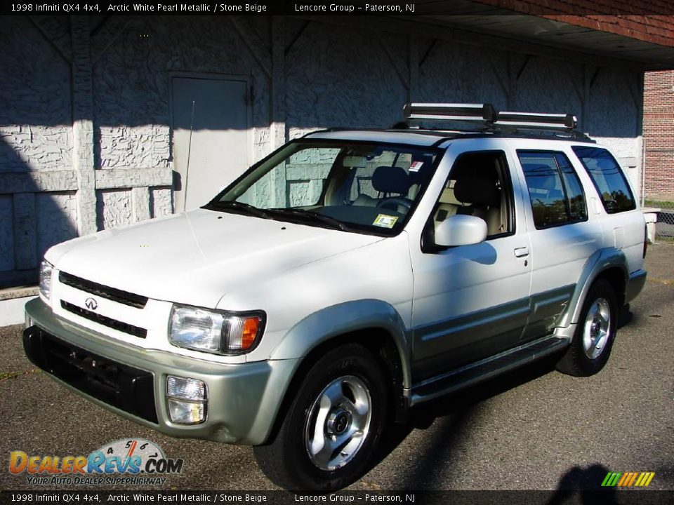 1998 Infiniti QX4 4x4 Arctic White Pearl Metallic / Stone Beige Photo #7