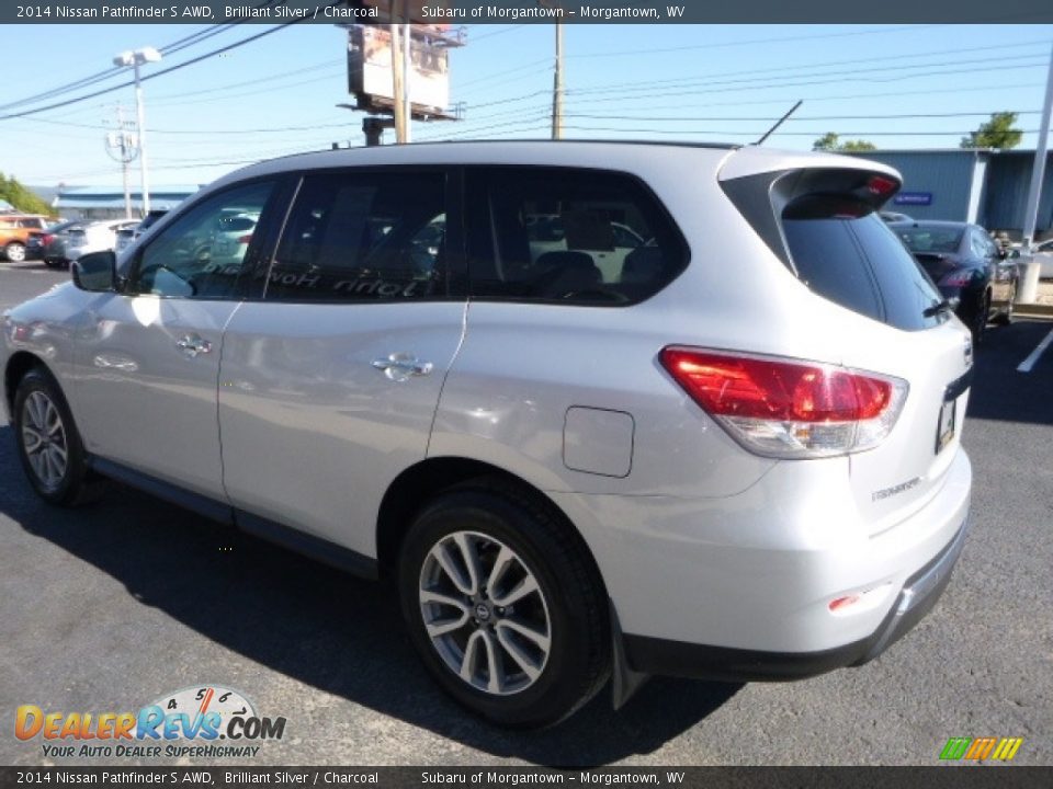 2014 Nissan Pathfinder S AWD Brilliant Silver / Charcoal Photo #10