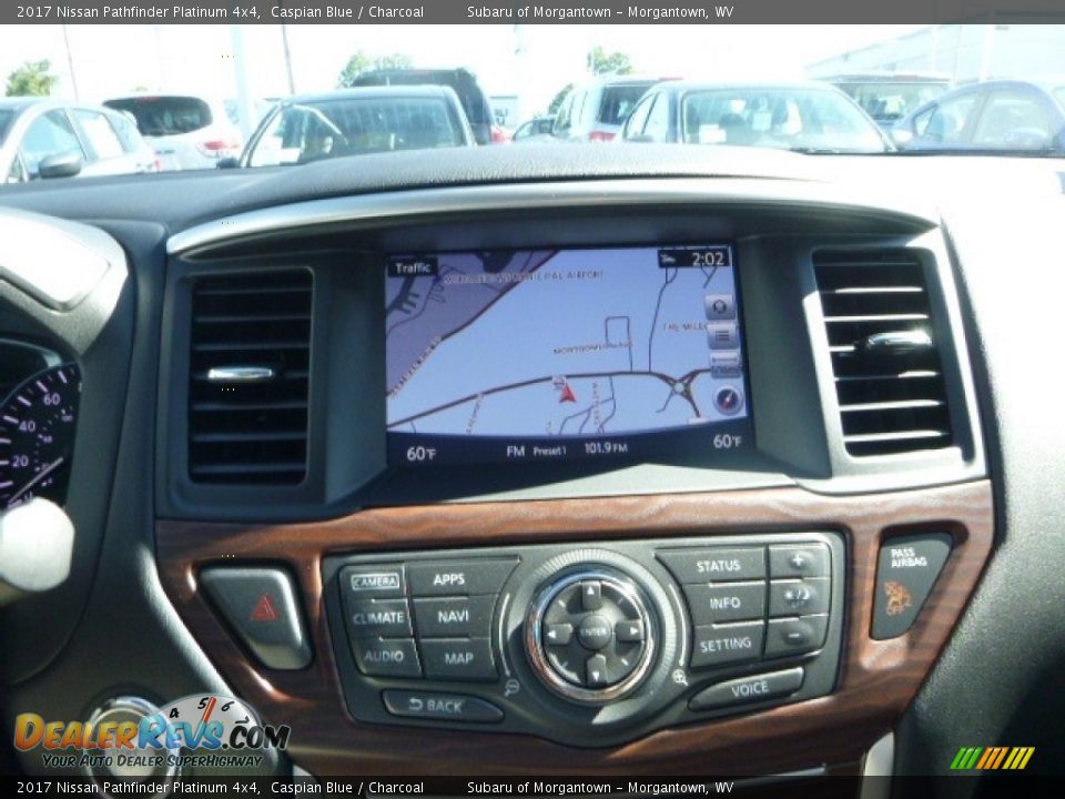 Controls of 2017 Nissan Pathfinder Platinum 4x4 Photo #19