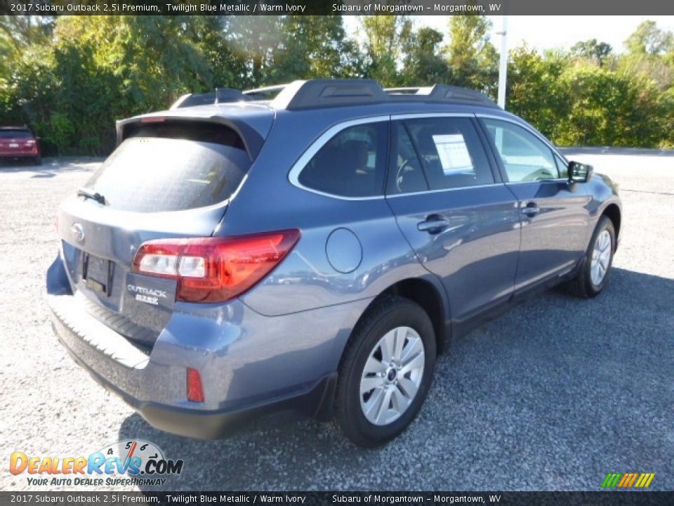 2017 Subaru Outback 2.5i Premium Twilight Blue Metallic / Warm Ivory Photo #7
