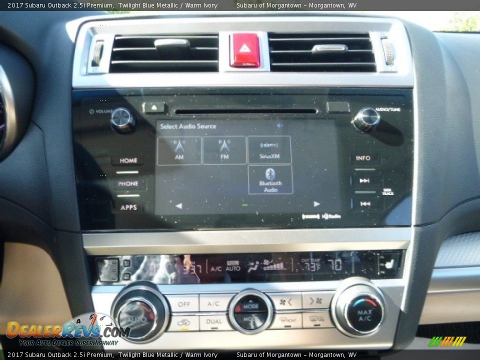 2017 Subaru Outback 2.5i Premium Twilight Blue Metallic / Warm Ivory Photo #16