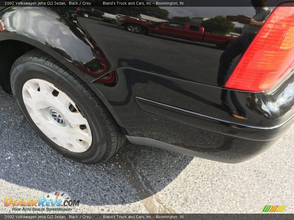 2002 Volkswagen Jetta GLS Sedan Black / Grey Photo #14
