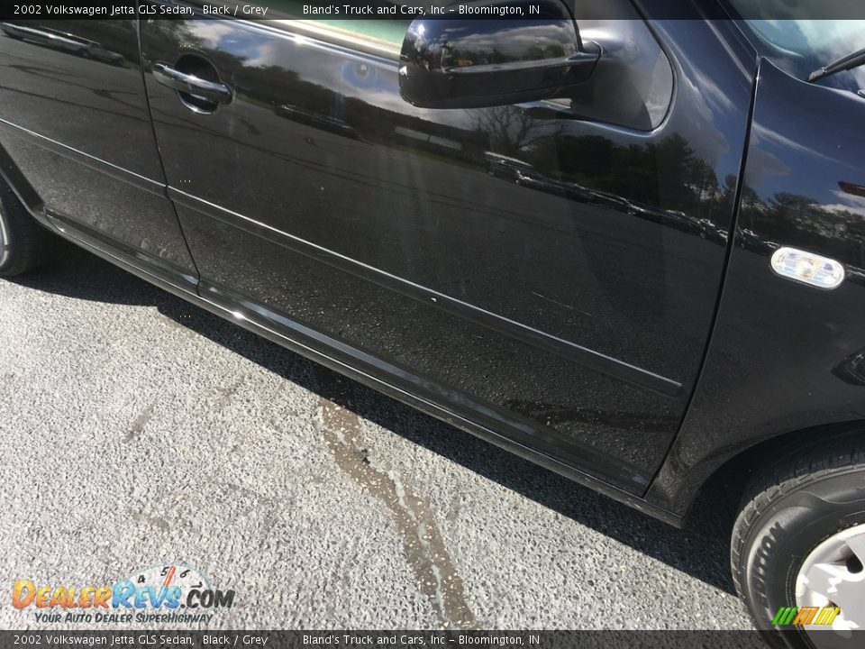 2002 Volkswagen Jetta GLS Sedan Black / Grey Photo #23