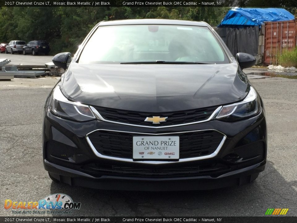 2017 Chevrolet Cruze LT Mosaic Black Metallic / Jet Black Photo #2
