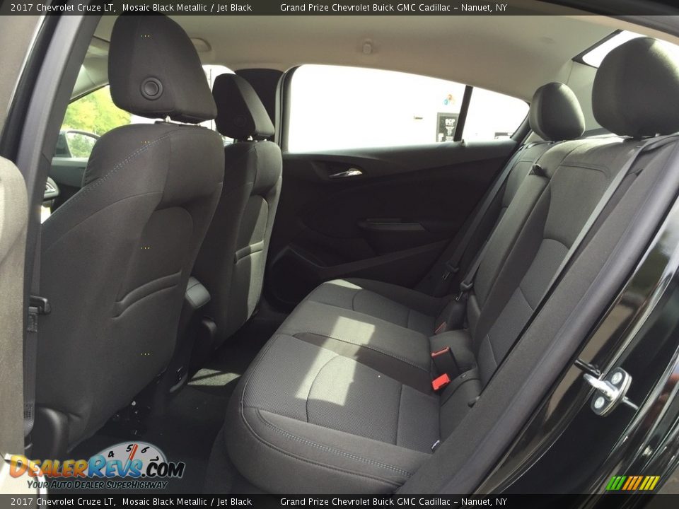 2017 Chevrolet Cruze LT Mosaic Black Metallic / Jet Black Photo #7