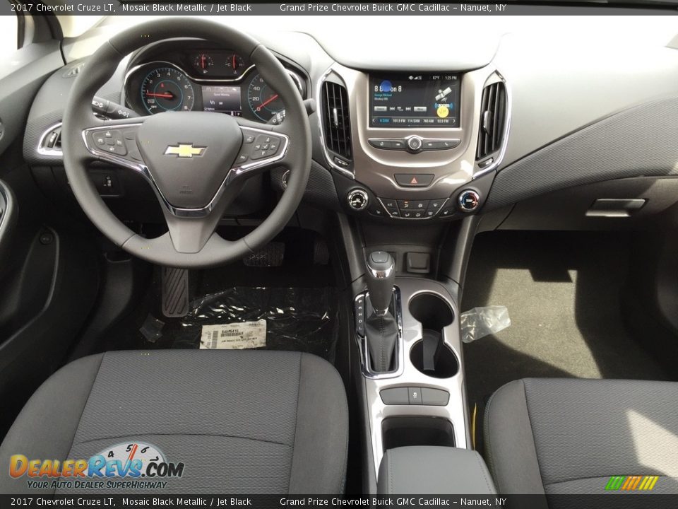 2017 Chevrolet Cruze LT Mosaic Black Metallic / Jet Black Photo #8