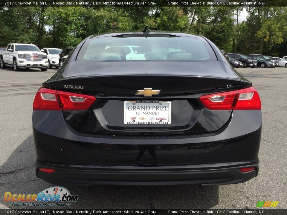 2017 Chevrolet Malibu LT Mosaic Black Metallic / Dark Atmosphere/Medium Ash Gray Photo #5