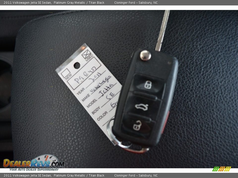 2011 Volkswagen Jetta SE Sedan Platinum Gray Metallic / Titan Black Photo #21