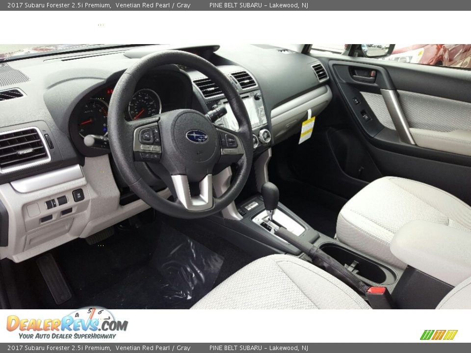 2017 Subaru Forester 2.5i Premium Venetian Red Pearl / Gray Photo #9