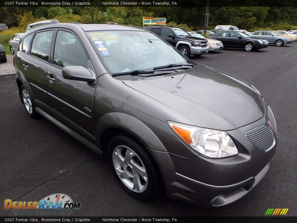 2007 Pontiac Vibe Moonstone Gray / Graphite Photo #5