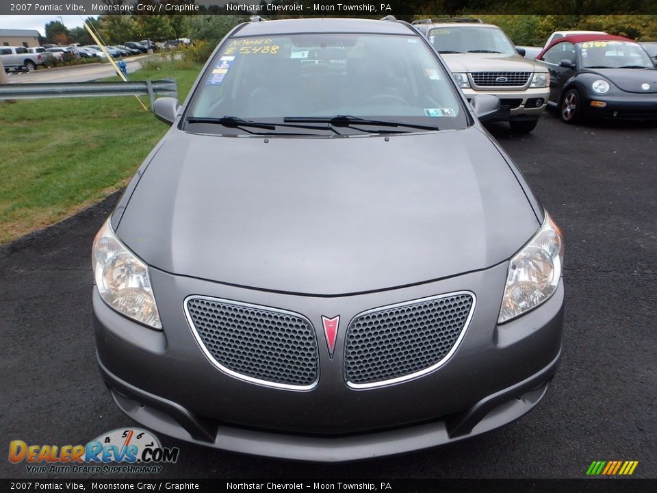 2007 Pontiac Vibe Moonstone Gray / Graphite Photo #6