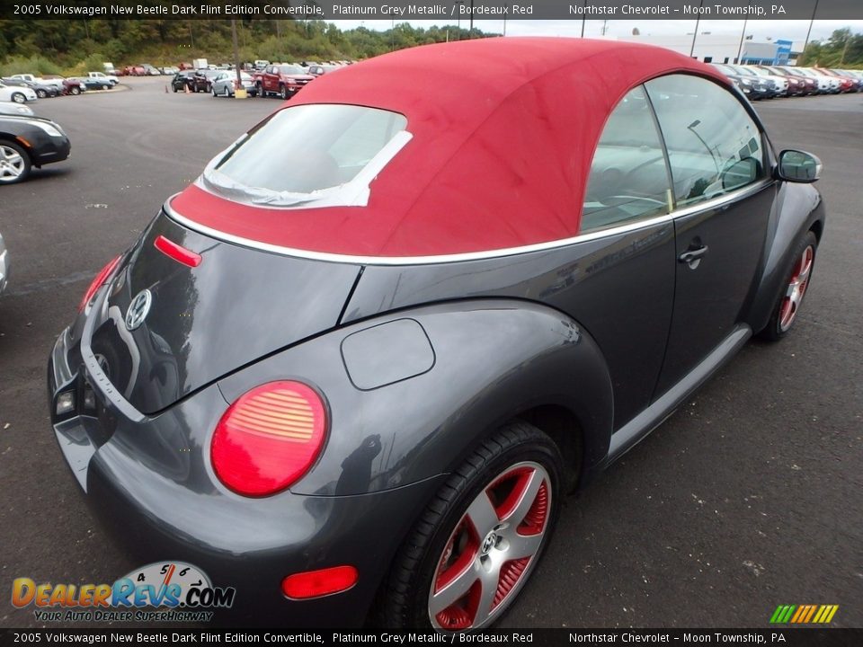 2005 Volkswagen New Beetle Dark Flint Edition Convertible Platinum Grey Metallic / Bordeaux Red Photo #4