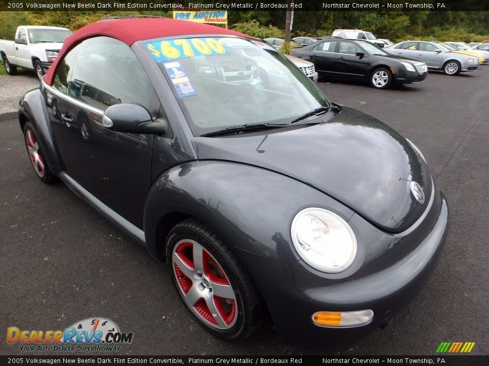 2005 Volkswagen New Beetle Dark Flint Edition Convertible Platinum Grey Metallic / Bordeaux Red Photo #5