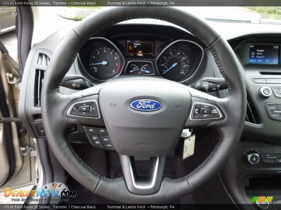 2016 Ford Focus SE Sedan Tectonic / Charcoal Black Photo #12