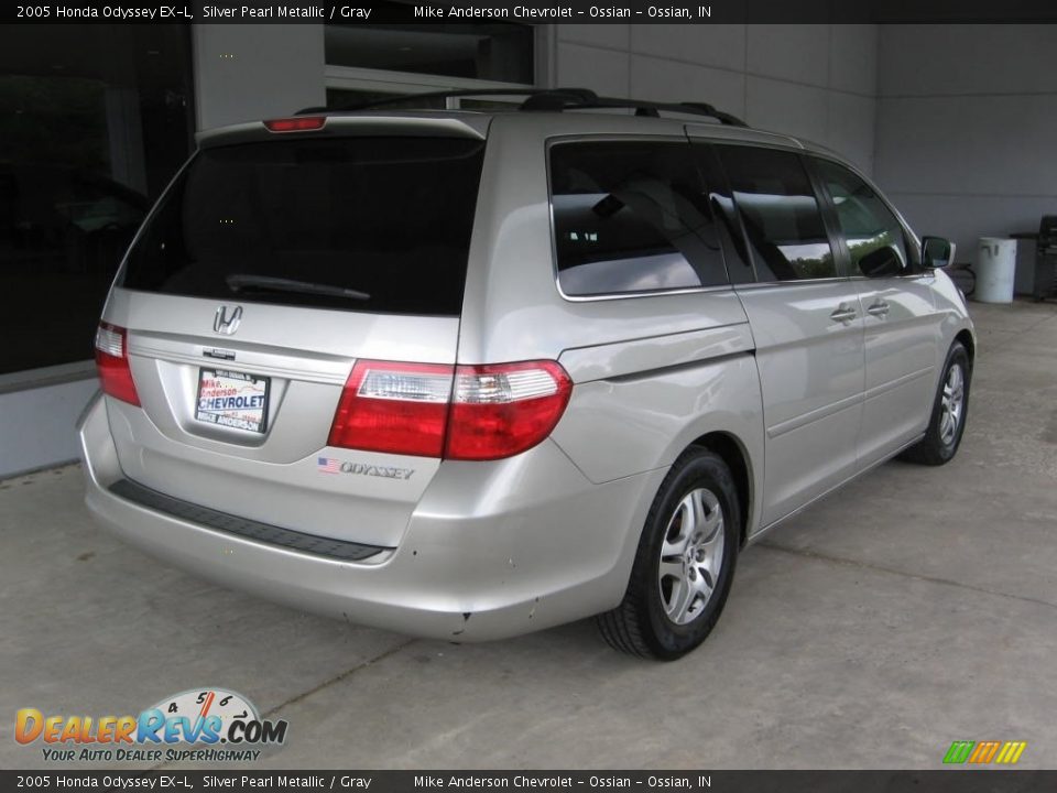 2005 Honda Odyssey EX-L Silver Pearl Metallic / Gray Photo #21