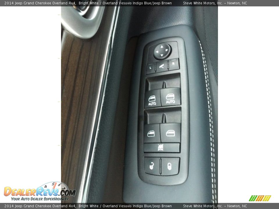 2014 Jeep Grand Cherokee Overland 4x4 Bright White / Overland Vesuvio Indigo Blue/Jeep Brown Photo #14