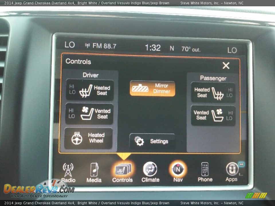 2014 Jeep Grand Cherokee Overland 4x4 Bright White / Overland Vesuvio Indigo Blue/Jeep Brown Photo #19