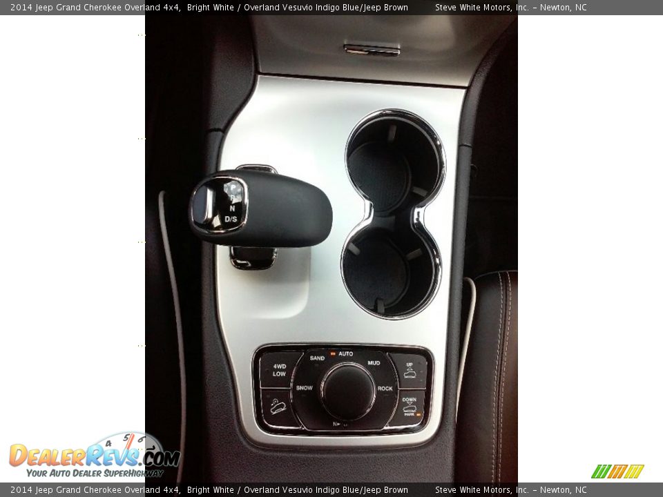 2014 Jeep Grand Cherokee Overland 4x4 Bright White / Overland Vesuvio Indigo Blue/Jeep Brown Photo #22