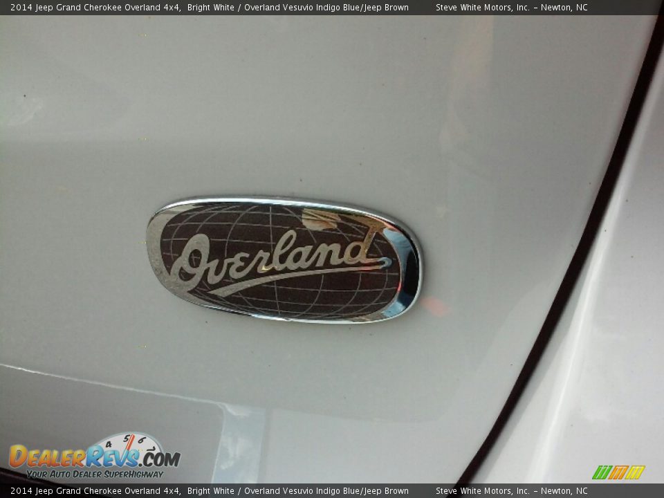 2014 Jeep Grand Cherokee Overland 4x4 Bright White / Overland Vesuvio Indigo Blue/Jeep Brown Photo #28