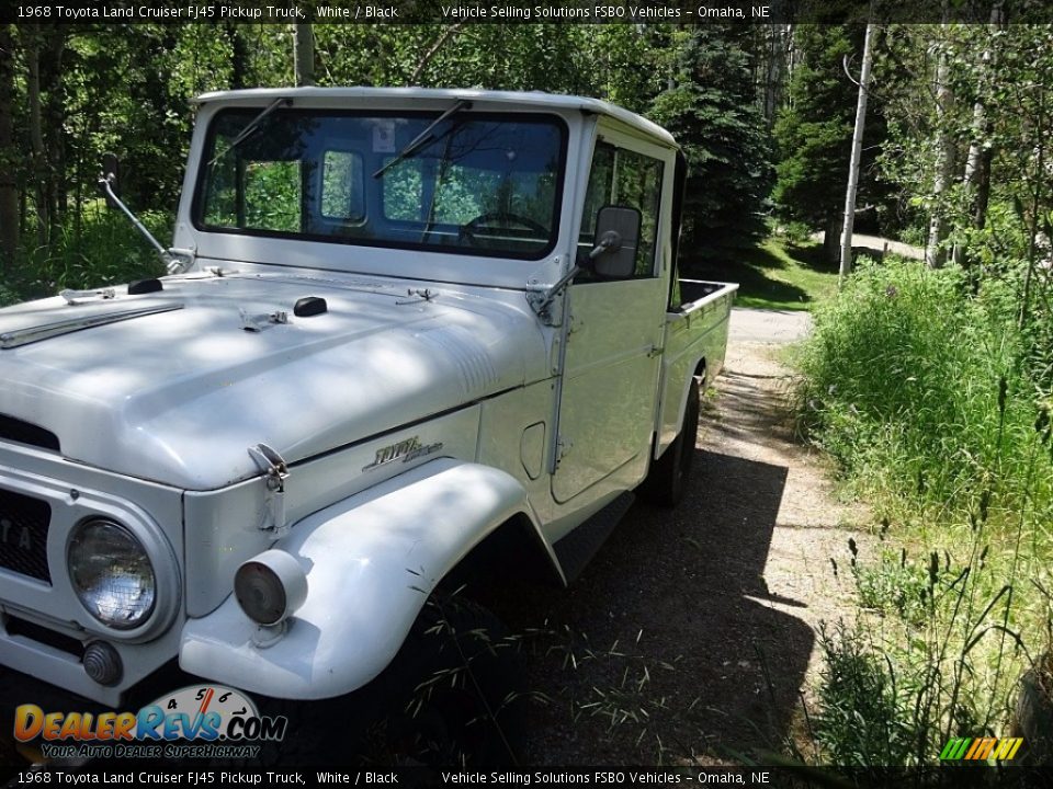 White 1968 Toyota Land Cruiser FJ45 Pickup Truck Photo #3