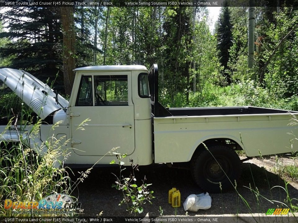 White 1968 Toyota Land Cruiser FJ45 Pickup Truck Photo #8