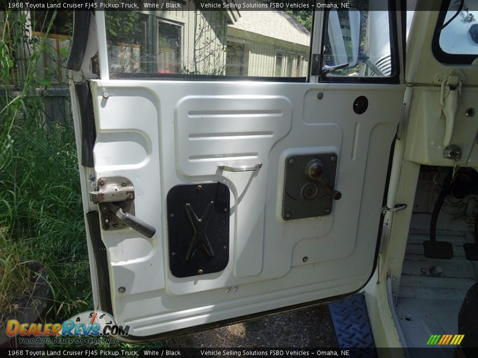 Door Panel of 1968 Toyota Land Cruiser FJ45 Pickup Truck Photo #11